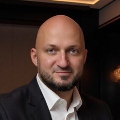 Дмитрий Старков